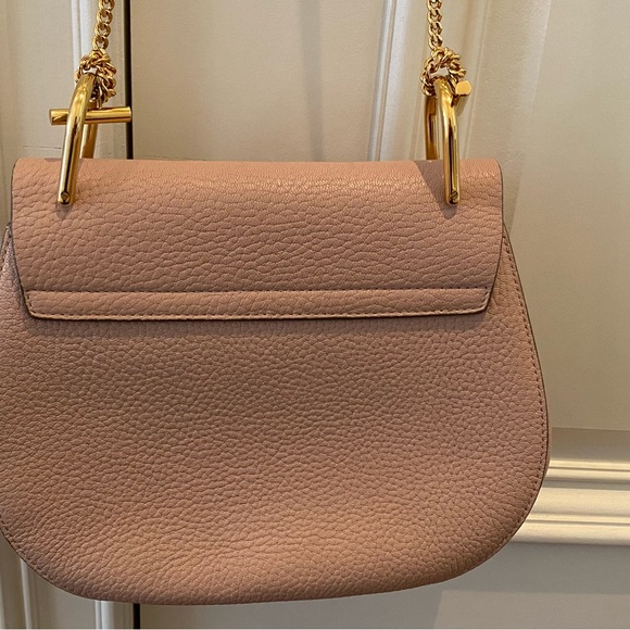 Chloé
Calfskin Drew Shoulder Bag medium - Picture 7 of 15